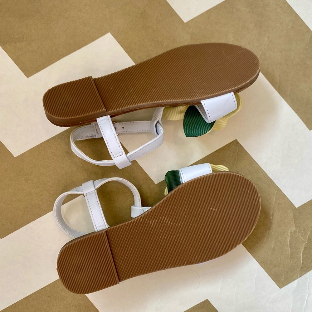 Janie and jack flower sandals - Picture 4 of 7